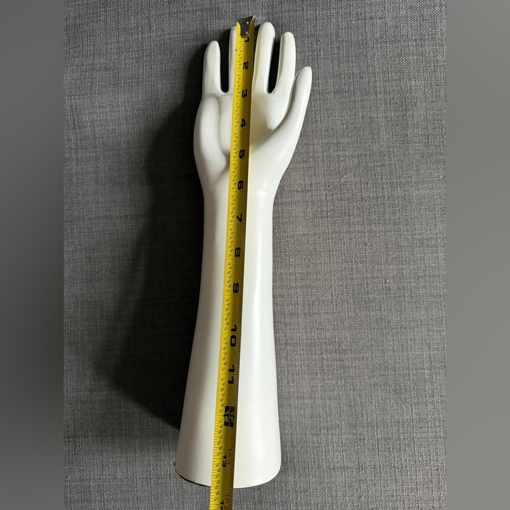 Display Hand WEIGHTED- WHITE